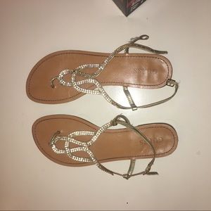 Guess flat sandals